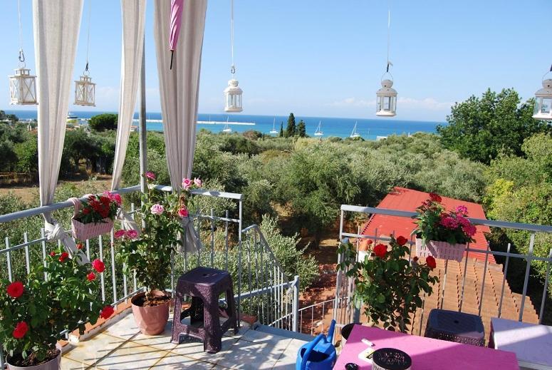 Killini Cottage Studio The Small Cyclades Kastro-Kyllini Exterior photo