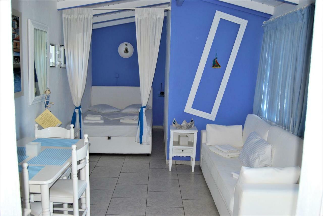 Killini Cottage Studio The Small Cyclades Kastro-Kyllini Exterior photo